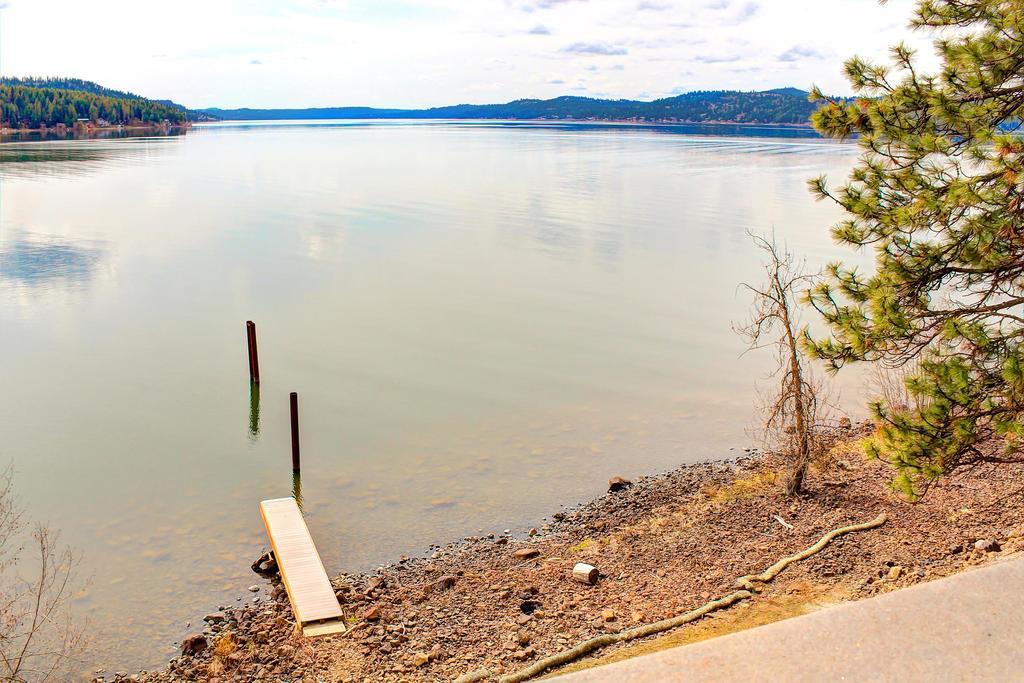 Beautiful Lake Coeur D'Alene Cabin On The Bay Hotel Mica Esterno foto