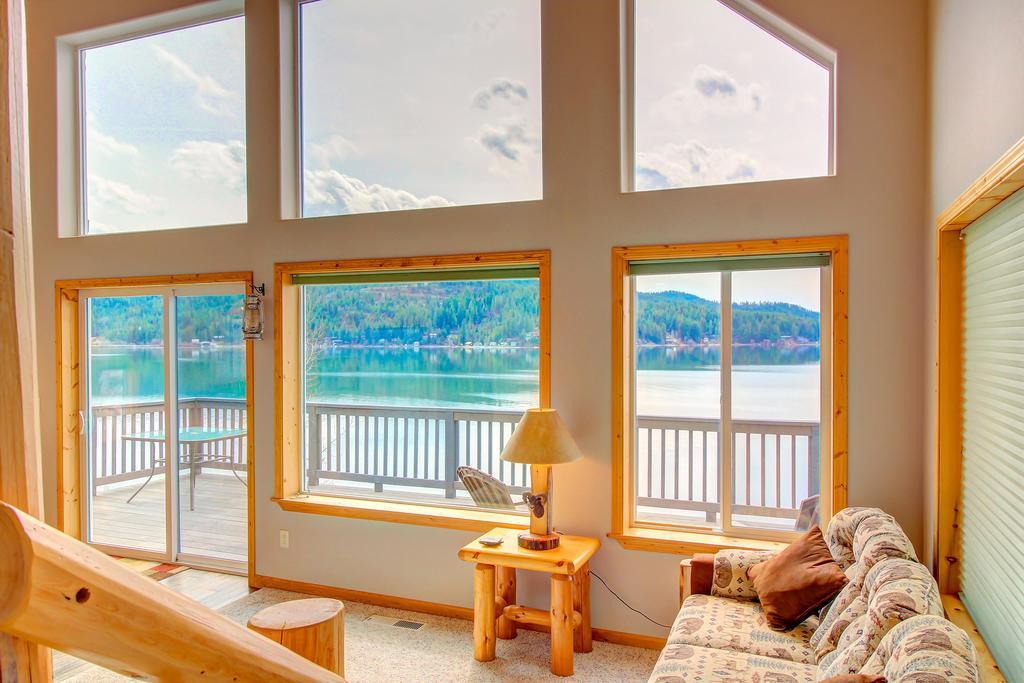 Beautiful Lake Coeur D'Alene Cabin On The Bay Hotel Mica Esterno foto