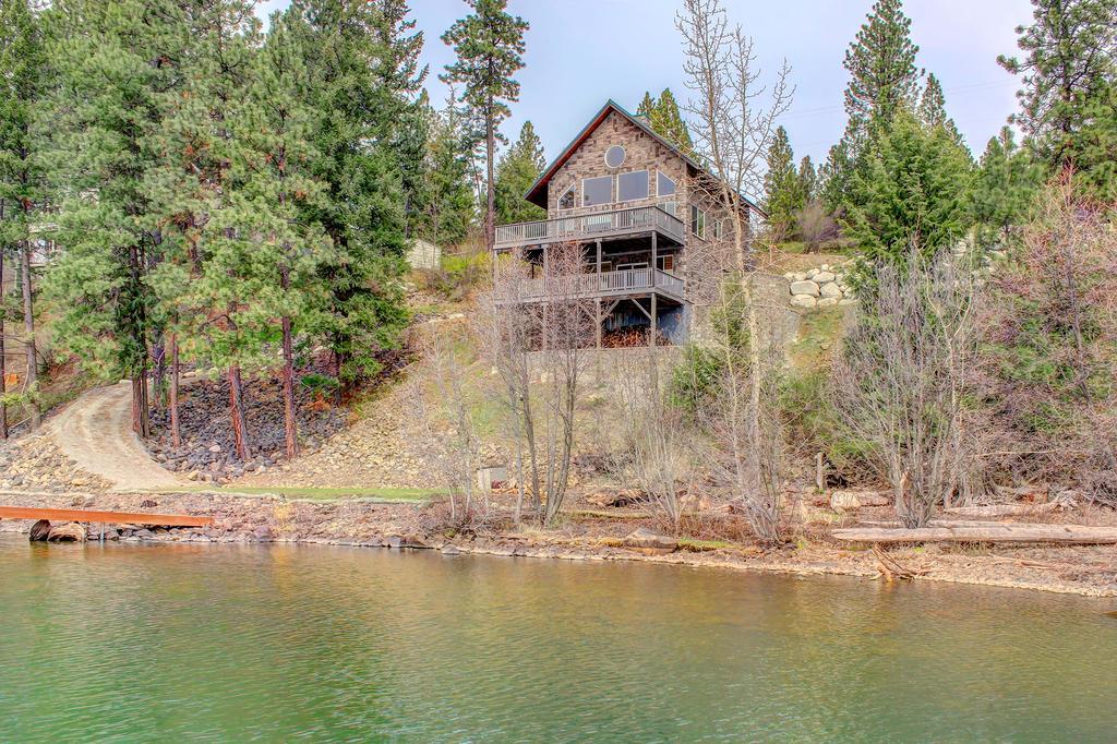 Beautiful Lake Coeur D'Alene Cabin On The Bay Hotel Mica Esterno foto